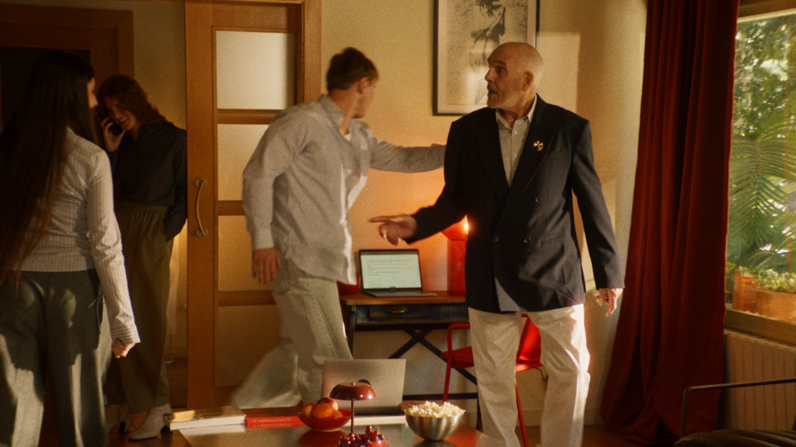 Still 1